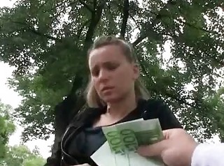 Hot Czech gal picked up screwed and payed