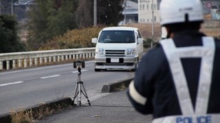 スピード違反もみ消しのお値段…道交法違反を警官が賄賂でもみ消し