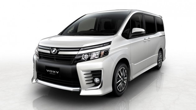 TOYOTA-VOXY-1