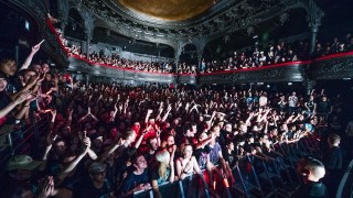 BABYMETAL(ベビーメタル)新曲「KARATE」先行配信映像公開ｷﾀ━(ﾟ∀ﾟ)━!