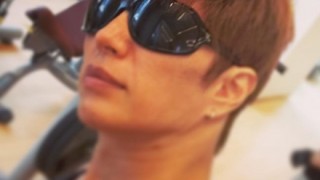 【画像】Gacktさんモッコリ股間がデカすぎ怖い・・・