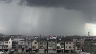 【動画】ゲリラ豪雨で駒大駅前がとんでもないことになるｗｗｗｗｗｗ