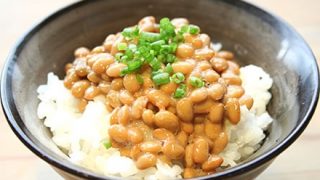 【本当かな?】納豆はあつあつご飯で食べると栄養価ほぼゼロ！