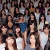 【画像】ＡＶ女優51人が一斉にハダカになった結果