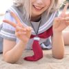 【画像】コスプレイヤーさん、パンツ履かずにスカートをたくし上げる