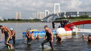 【屋外水泳】五輪会場「ウンコの臭いがする」→ウンコでしたｗ