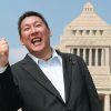 【選挙妨害】Ｎ国ついに正体を現す、演説中に「嘘つきー！」と言っただけの一般人を集団で取り囲む