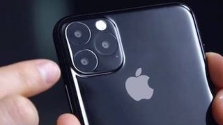 【画像】『100万円の一眼レフ』と『iPhone11』の写真の違い お前らならわかるよな？