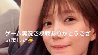 【画像】本田翼、ゲームプレイ中の様子をｱｯﾌﾟするも谷間を見せてしまうハプニング