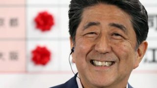 【朗報】安倍内閣の支持率が爆上げ！歴代政権と比べ異例の高い支持率で終幕を迎える