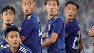 ◆アウトな奴◆国家斉唱中に女児の胸を揉んでたサッカー選手 →