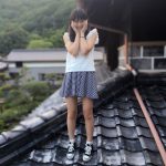 【稲垣香織】稲垣香織「これは3年前の写真です！！家の瓦です！笑」