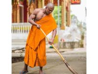【仏教】ガチムチ過ぎる僧侶が話題　これはリアルモンクですわ【海外】