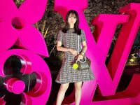 【齋藤飛鳥】fashionsnapcom【スナップ】ルイ･ヴィトンによる世界巡回展「SEE LV」のオープニングパーティーで乃木坂46の齋藤飛鳥さんをキャッチ。