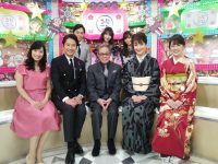 2017-12-12 21:51:25司会の、谷原章介さん、小郷知子アナウンサー、そして、大先輩、北島三郎さん、丘みどりさん、三山ひろしさん、【山本彩】