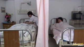 騎乗位, 看護師