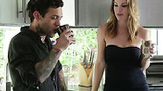 Beautés, Gros culs, Pétage de cul, Infidélité, Petits nichons, Bas, Putain