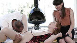 Cuckquean Enjoys Watching Her Husband Fucking Shemale Shiri Trap