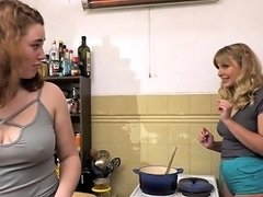 Busty Australian Tasting Nuvid