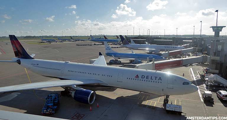 amsterdam schiphol airport