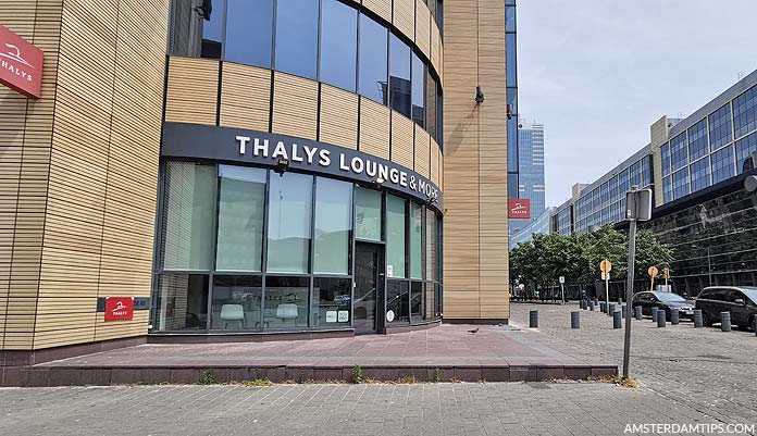 eurostar lounge (with former thalys branding) at brussels zuid