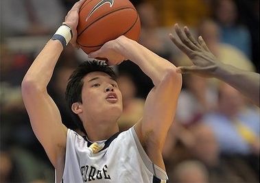 【NCAA】日本人の渡邊雄太選手が大活躍、大手紙も注目…「クーコッチの再来」NBAデビューへの期待も