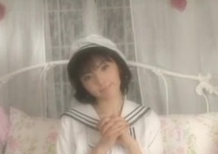 DAIMATSU Yuyu in sailor costume