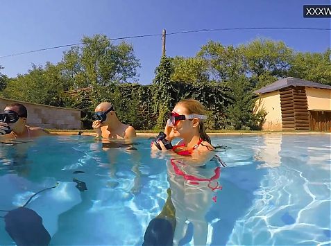 Group sex underwater with Eva Sasalka