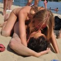 【ヌーディストビーチエロ画像】男女が裸になればやっぱりこういう事がｗ【画像追加07/31】