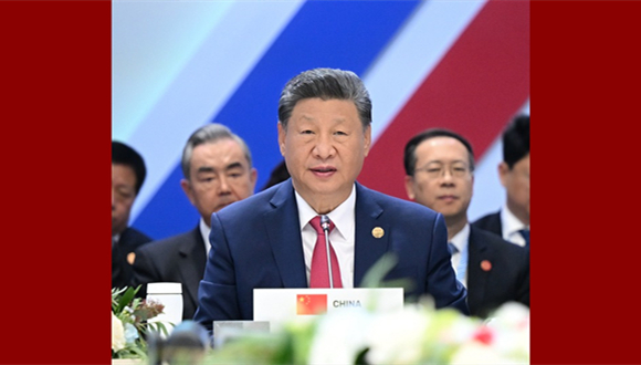 Xi Jinping appelle à un développement de qualité d'une coopération BRICS plus vaste                    Le président chinois Xi Jinping a appelé mercredi les pays des BRICS à travailler pour un développement de qualité d'une coopération BRICS plus vaste.