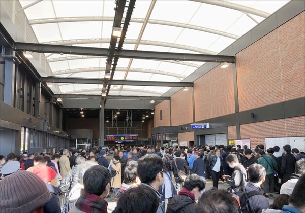 羽沢横浜国大駅開業、相鉄・JR直通運転開始