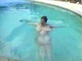 BBW Samantha Gets Fucked at the Pool