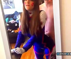 OVERWATCH D.va Cosplay..