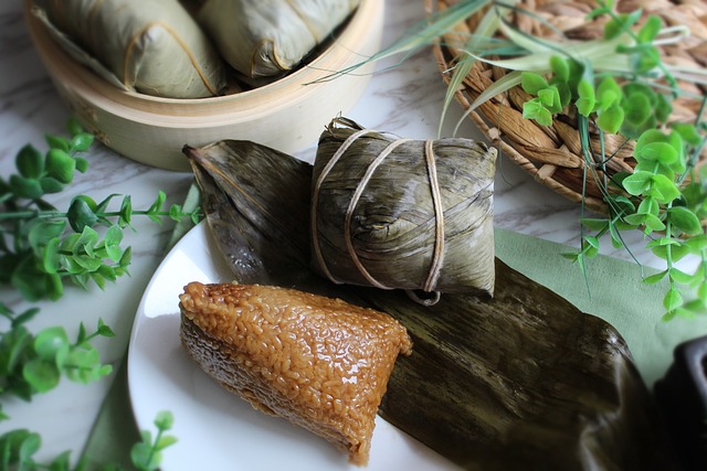 芹菜鸡蛋饼的做法，凉拌芹菜怎么做