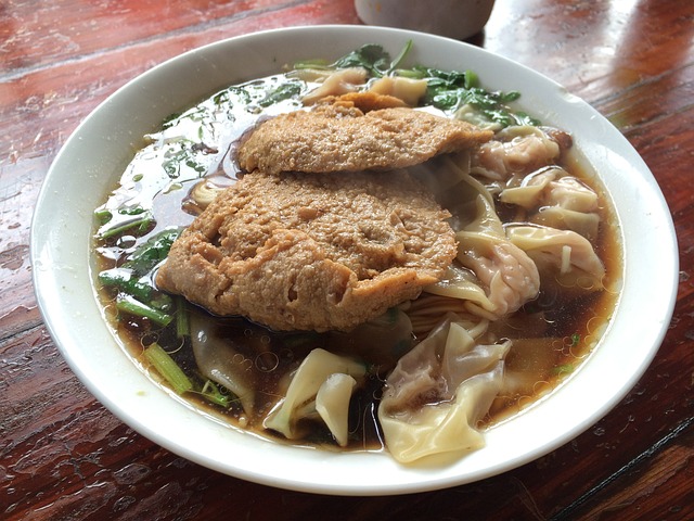 牛肉焗饭的做法电饭锅，最简单的电饭煲焖饭做法