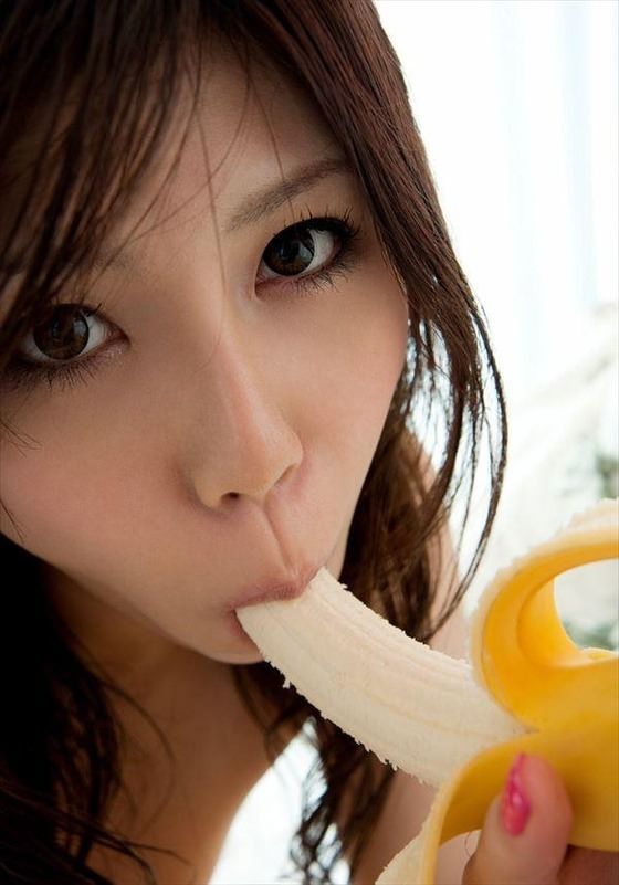 【疑似フェラエロ画像】セクシーお姉さんがバイブや野菜をペロペロ舐めて疑似フェラww自分のちんぽに置き換えて妄想したくなる疑似フェラのエロ画像集！ww【80枚】 55