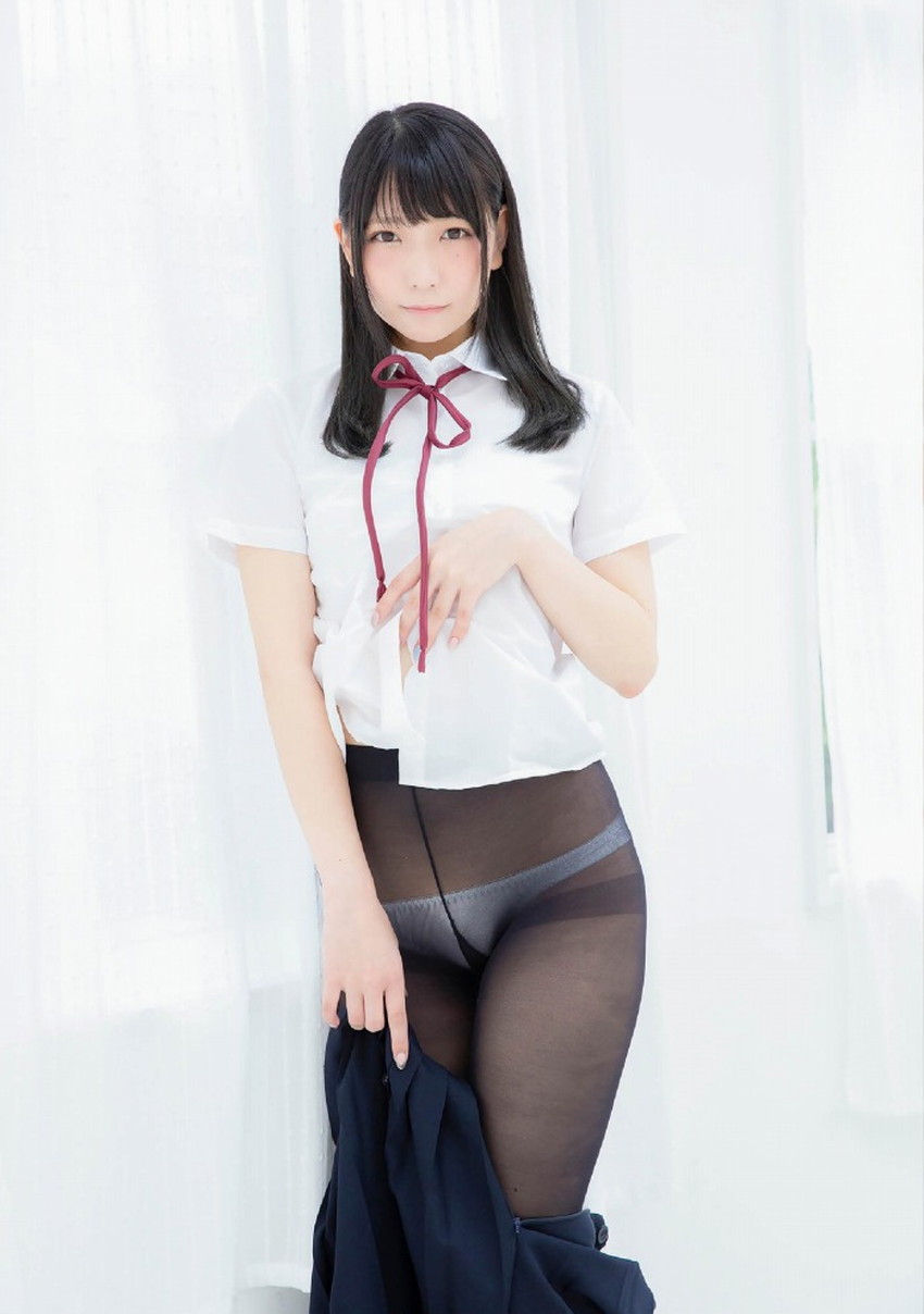 【パンストJKエロ画像】冬服を着た制服JKたちの黒パンストにちんぽを擦りつけて足コキさせたくなるパンストJKのエロ画像集！ww【80枚】 53