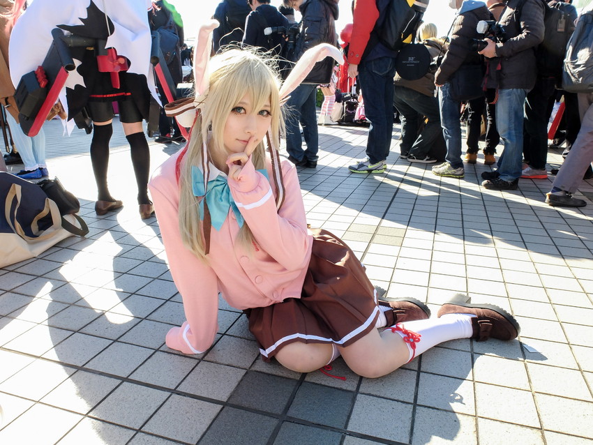 【コミケエロ画像】コミケ会場でみる素人コスプレイヤーの過激衣装に勃起は必然！？ 28