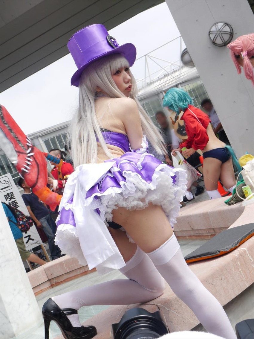 【コミケエロ画像】コミケってイベントの素人コスプレイヤーがめっちゃエロい件ｗ 25