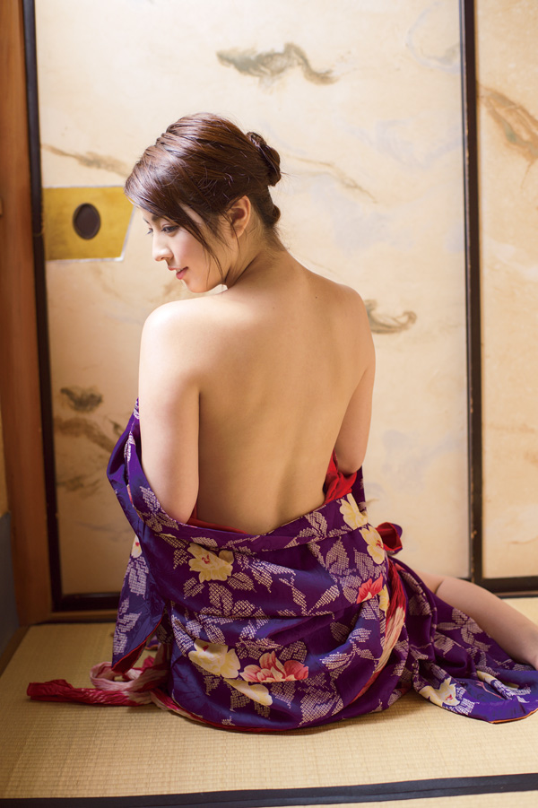 【和服エロ画像】日本古来からの民族衣装のエロスを楽しもうじゃないか！？ｗ 39