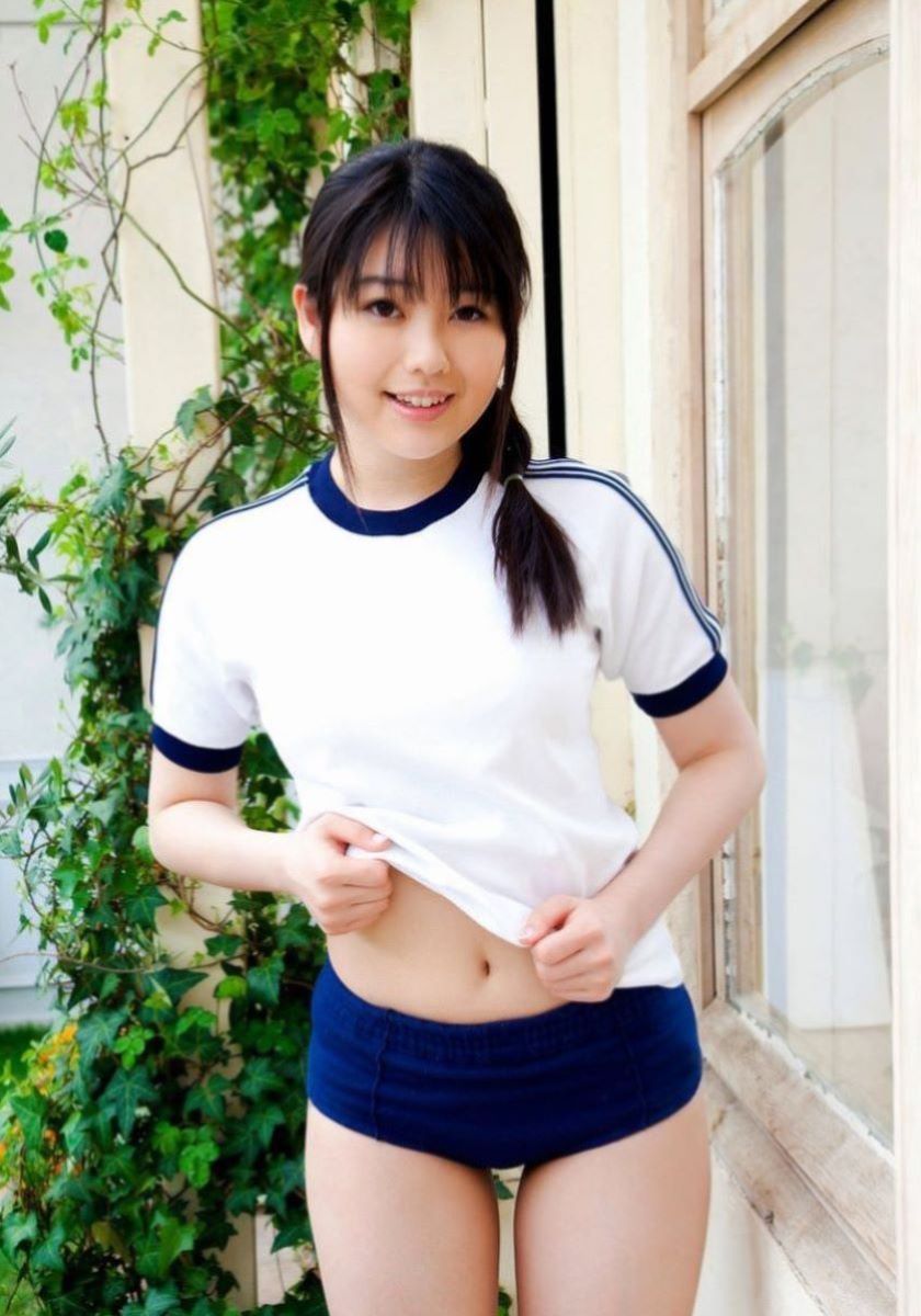 【体操服エロ画像】これが堪らない！学生時代の体育の授業で女子をエロい目で見てたやつ必見！ 40