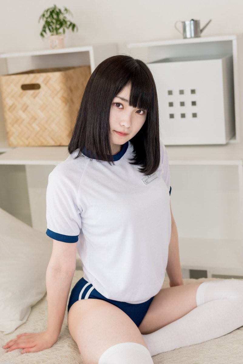 【体操服エロ画像】マニアックだけど、意外にも抜ける体操服姿の女子！ 31