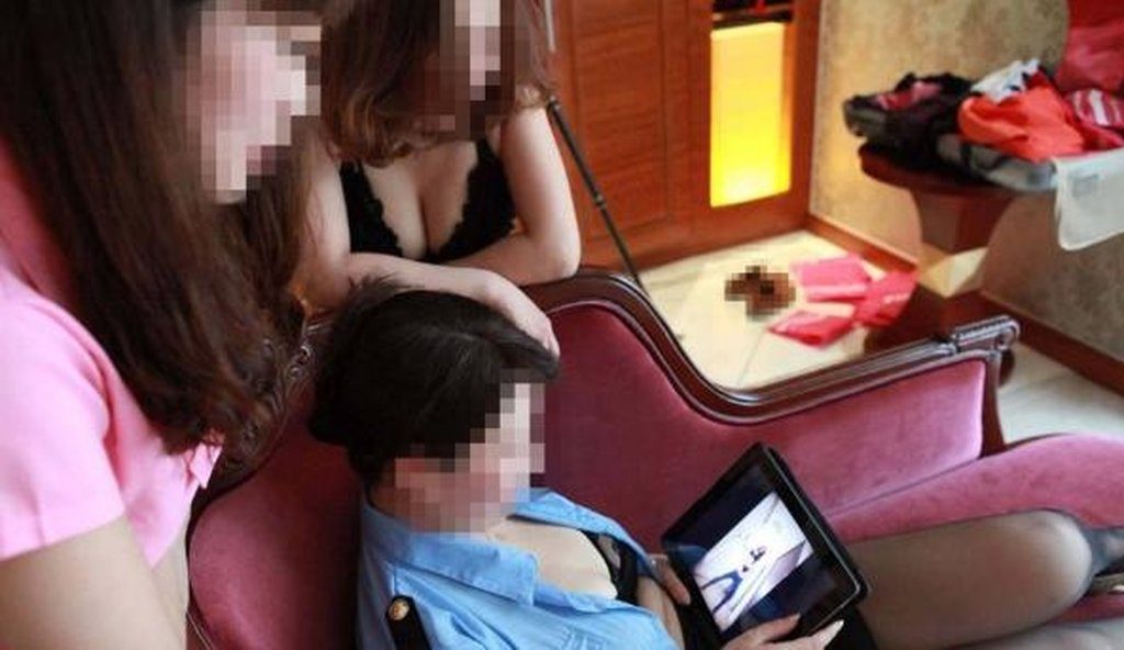 【中国 エロ】大富豪が爆買した”女”ヤバい使われ方されるｗｗｗｗｗｗ・4枚目