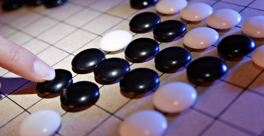 荣冠五子棋有趣加盟