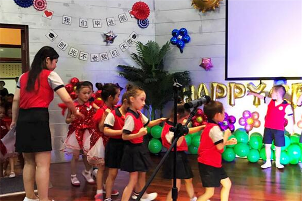 欧美思教育加盟