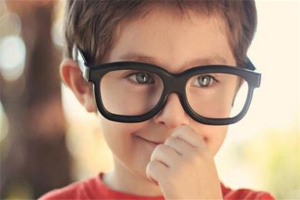 眼益视力保健加盟