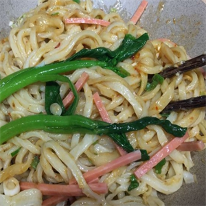 初柒手创面馆诚邀加盟