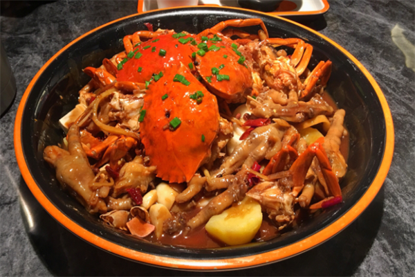 佟钳肉蟹煲加盟