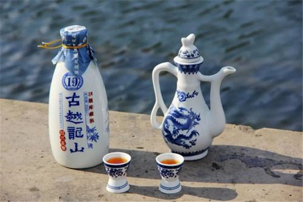 古越龙山黄酒.jpg