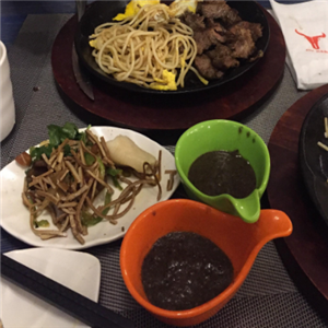 就犟牛排自助加盟图片